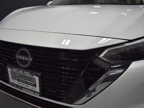 Certified 2025 Nissan Sentra S FWD image 11