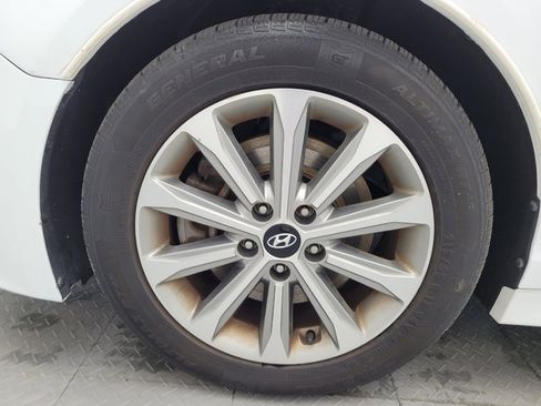 Used 2016 Hyundai Sonata Limited w/ Option Group 05 FWD image 31