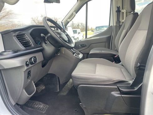 Used 2024 Ford Transit 350 XLT RWD image 12