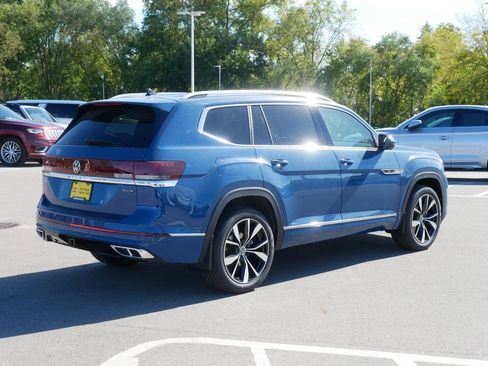 New 2026 Volkswagen Atlas SEL Premium R-Line image 2