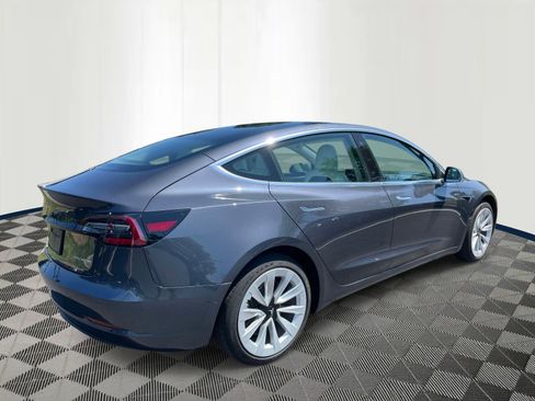 Used 2019 Tesla Model 3 Long Range AWD/4WD image 4