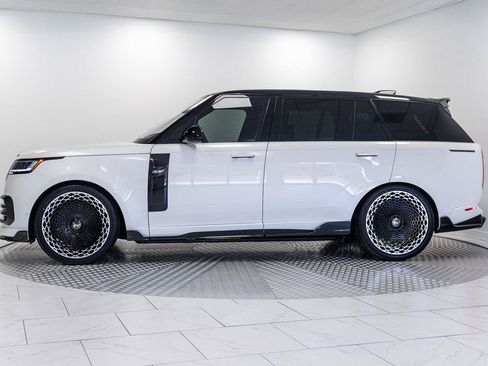 Used 2023 Land Rover Range Rover SV AWD/4WD image 4