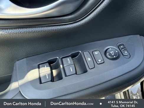 New 2026 Honda HR-V LX image 12