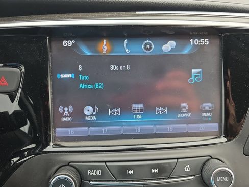Used 2019 Buick Envision Preferred FWD image 17