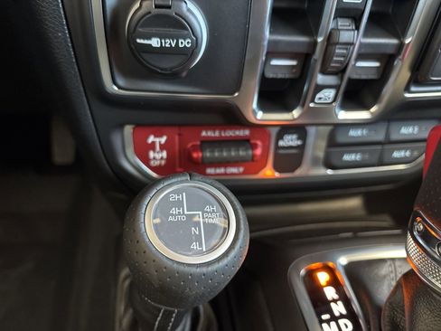 New 2026 Jeep Gladiator Mojave AWD/4WD image 25