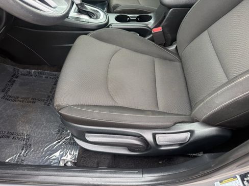Used 2024 Kia Forte LXS FWD image 14