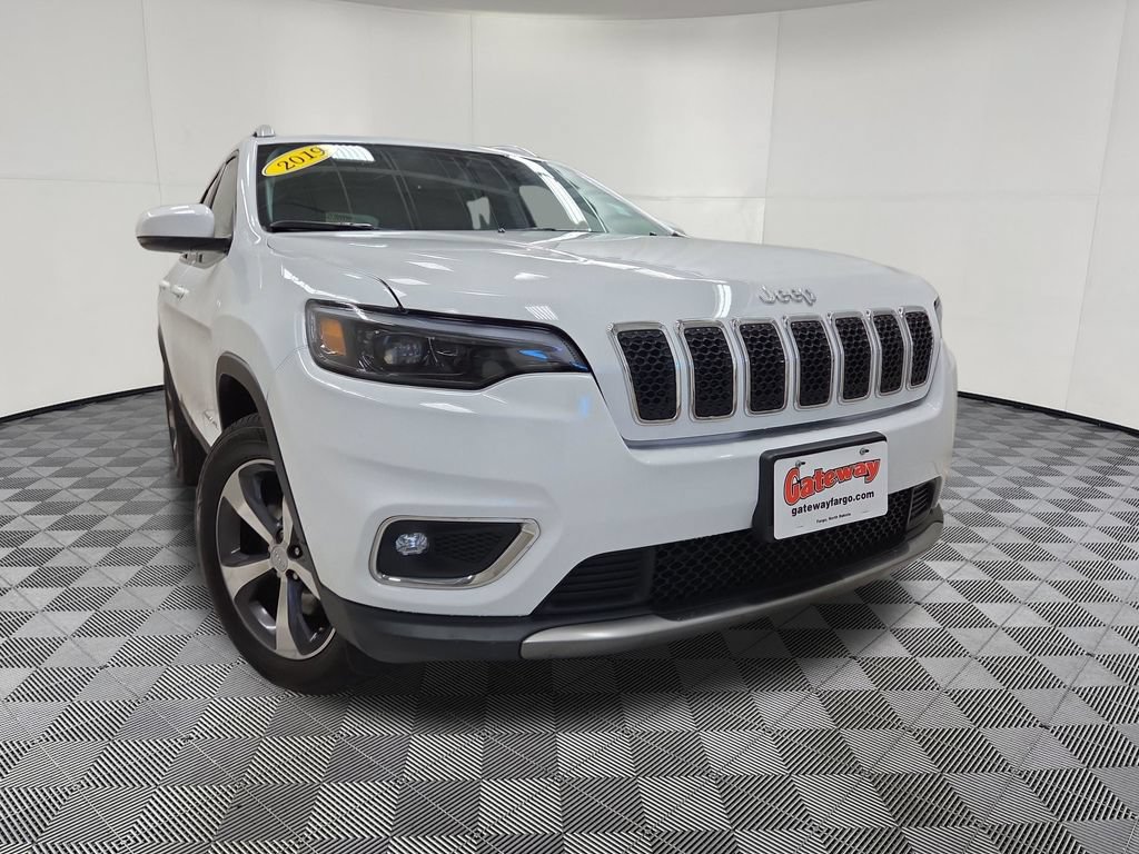 Used 2019 Jeep Cherokee Limited AWD/4WD image 2