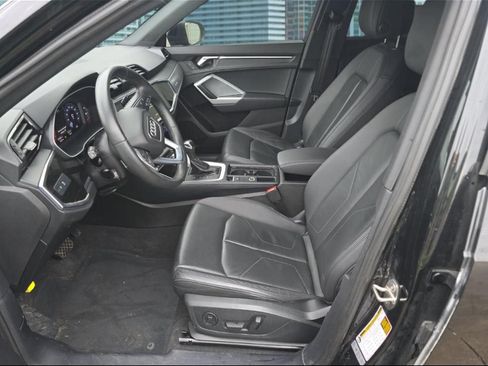 Used 2023 Audi Q3 2.0T Premium AWD/4WD image 15