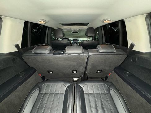 Used 2016 Mercedes-Benz GL 450 4MATIC w/ Premium I Package image 18