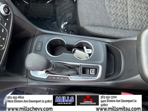 Used 2024 Chevrolet Equinox LT FWD image 17