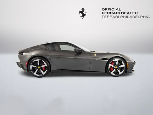 Certified 2025 Ferrari 12Cilindri RWD image 8