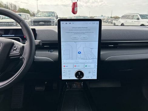 Used 2025 Ford Mustang Mach-E Select image 19