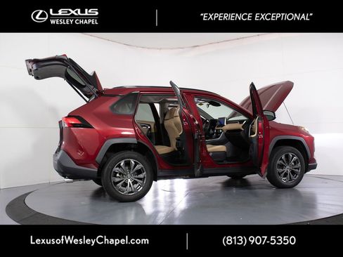 Used 2024 Toyota RAV4 XLE Premium w/ Weather Package AWD/4WD image 15