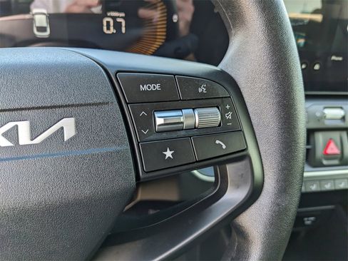 Certified 2025 Kia K4 LX image 35