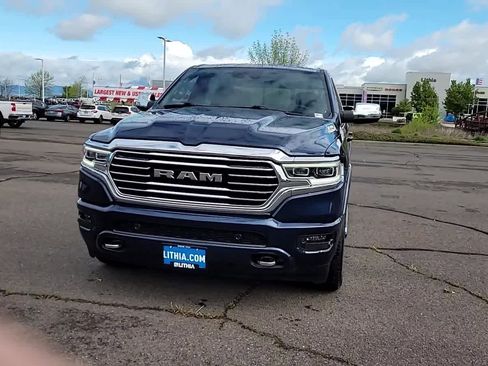 Used 2023 RAM 1500 Limited w/ Body Color Bumper Group AWD/4WD image 3