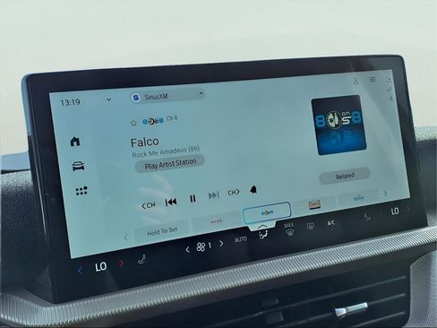 New 2026 Ford Explorer Active image 7