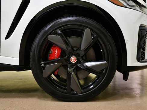 Used 2023 Jaguar F-PACE SVR AWD/4WD image 63