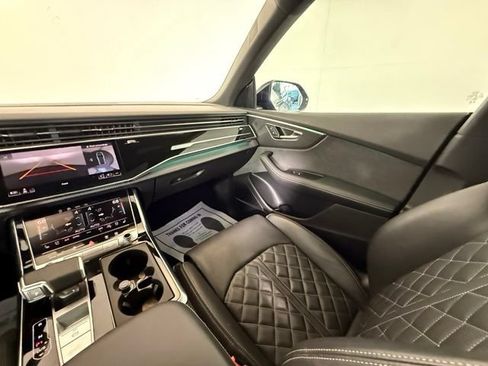 Used 2024 Audi SQ8 Premium Plus w/ Executive Package AWD/4WD image 32