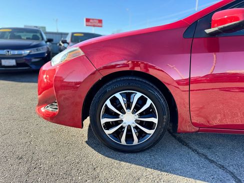 Used 2018 Toyota Corolla LE image 10