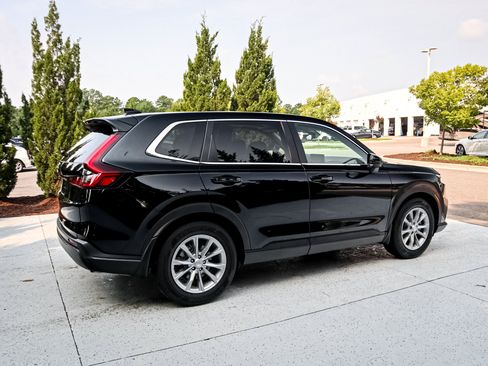 Used 2025 Honda CR-V EX-L image 11