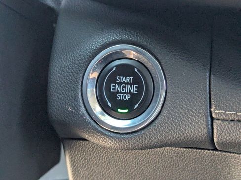 Used 2023 Buick Envision Avenir image 33