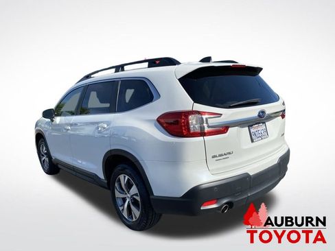 Used 2025 Subaru Ascent Premium AWD/4WD image 4