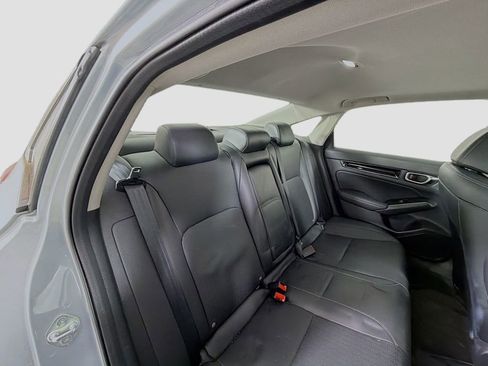 Used 2022 Honda Civic Touring image 27