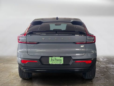 Certified 2023 Volvo C40 P8 Recharge Ultimate w/ Protection Package Premier image 6