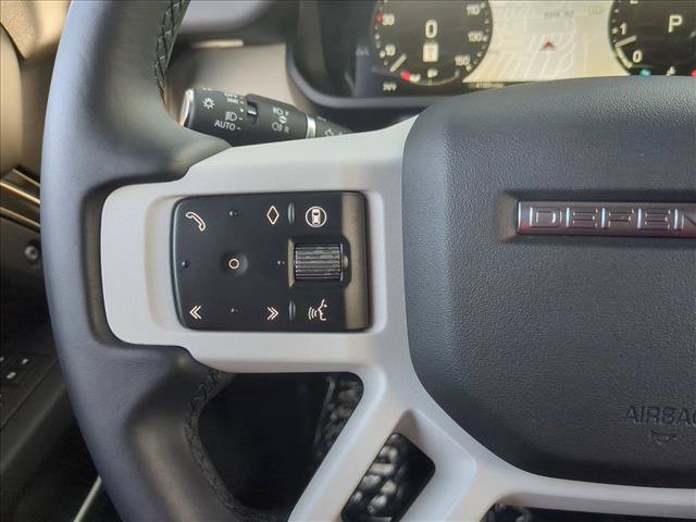 Used 2026 Land Rover Defender 130 X-Dynamic SE AWD/4WD image 13