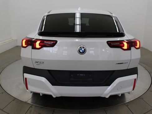 Used 2025 BMW X2 xDrive28i w/ Convenience Package AWD/4WD image 39