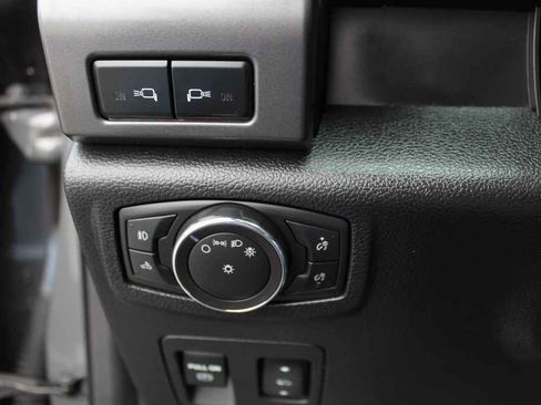 Used 2018 Ford F150 XLT w/ Equipment Group 302A Luxury image 13