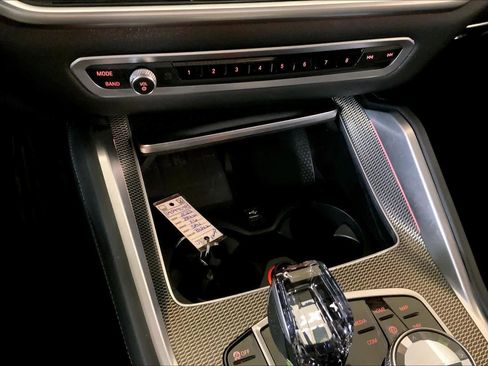 Certified 2023 BMW X6 xDrive40i w/ Executive Package image 32