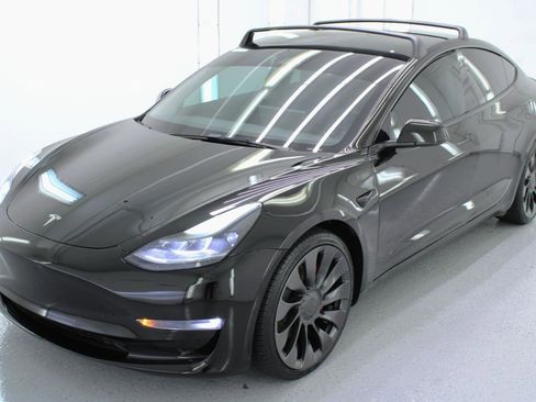 Used 2021 Tesla Model 3 Performance image 4