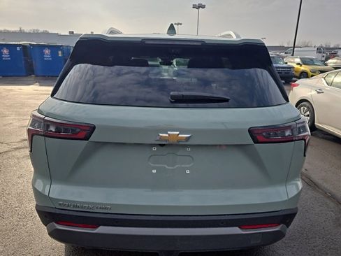 Used 2026 Chevrolet Equinox LT w/ Convenience Package II image 6