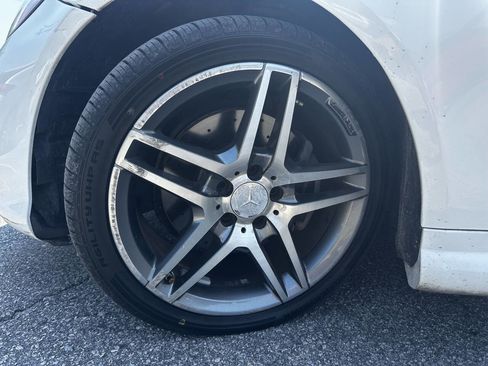 Used 2016 Mercedes-Benz E 400 4MATIC Coupe image 34