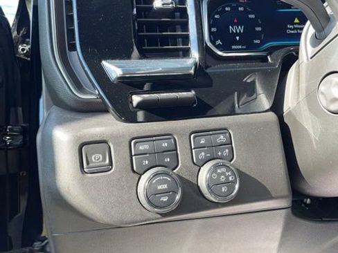Used 2024 Chevrolet Silverado 1500 LTZ AWD/4WD image 25