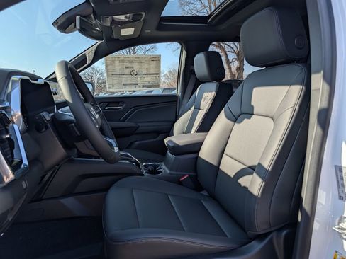 New 2026 GMC Canyon Elevation w/ Convenience Package image 24