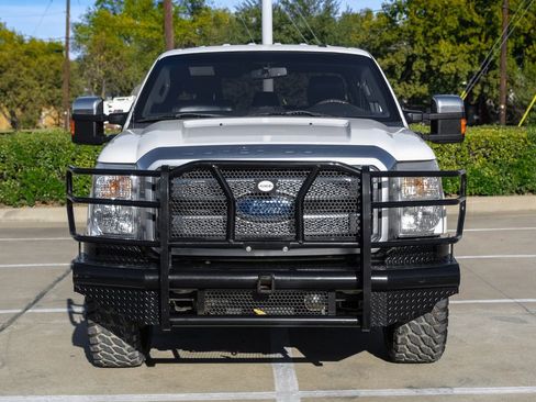 Used 2014 Ford F250 Platinum w/ FX4 Off-Road Package image 5