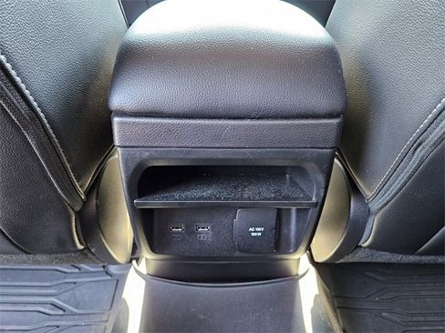 Used 2023 Ford Ranger XLT image 10