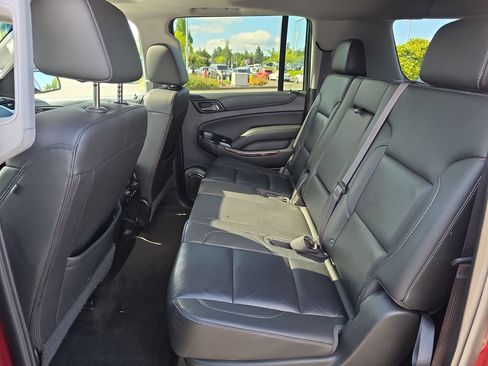 Used 2017 Chevrolet Suburban LT AWD/4WD image 8