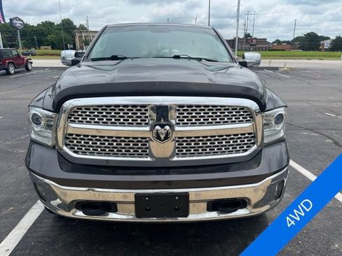Used 2017 RAM 1500 Laramie w/ Convenience Group AWD/4WD image 2