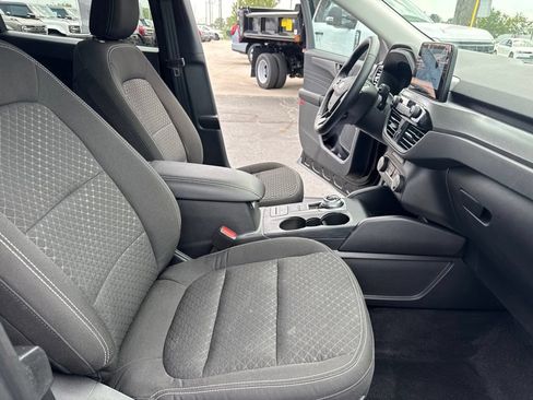 Used 2024 Ford Escape Active AWD/4WD image 33