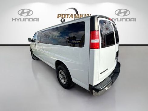 Used 2020 Chevrolet Express 3500 LT w/ LT Preferred Equipment Group image 6