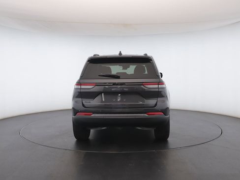 New 2026 Jeep Grand Cherokee Limited AWD/4WD image 18