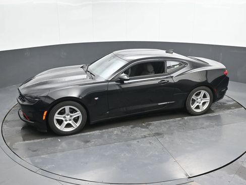 Used 2019 Chevrolet Camaro LT w/ Technology Package image 37