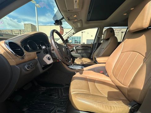 Used 2017 Buick Enclave Premium w/ Experience Buick Package image 4