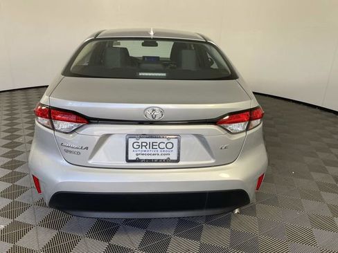 Used 2025 Toyota Corolla LE FWD image 7