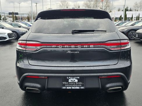 Used 2025 Porsche Macan image 5