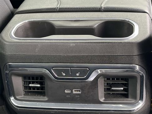 Used 2024 GMC Sierra 2500 Denali w/ Denali Reserve Package image 17