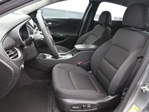 Used 2025 Chevrolet Malibu LT FWD image 23
